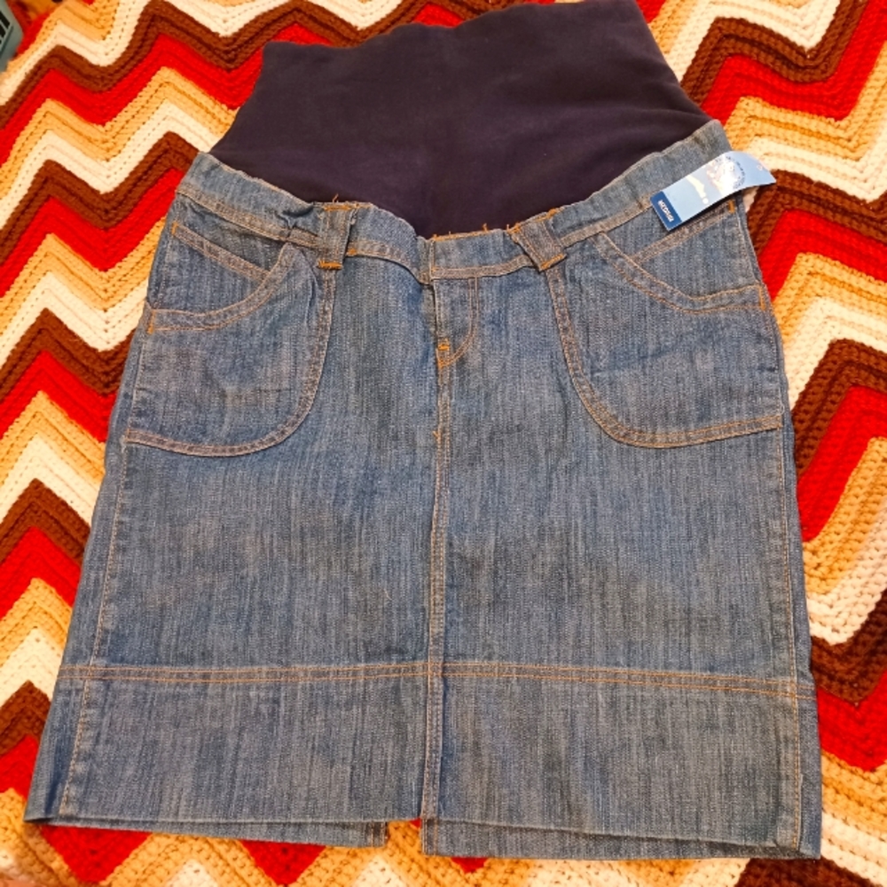 NWT Planet Motherhood Maternity Blue Denim Knee Skirt